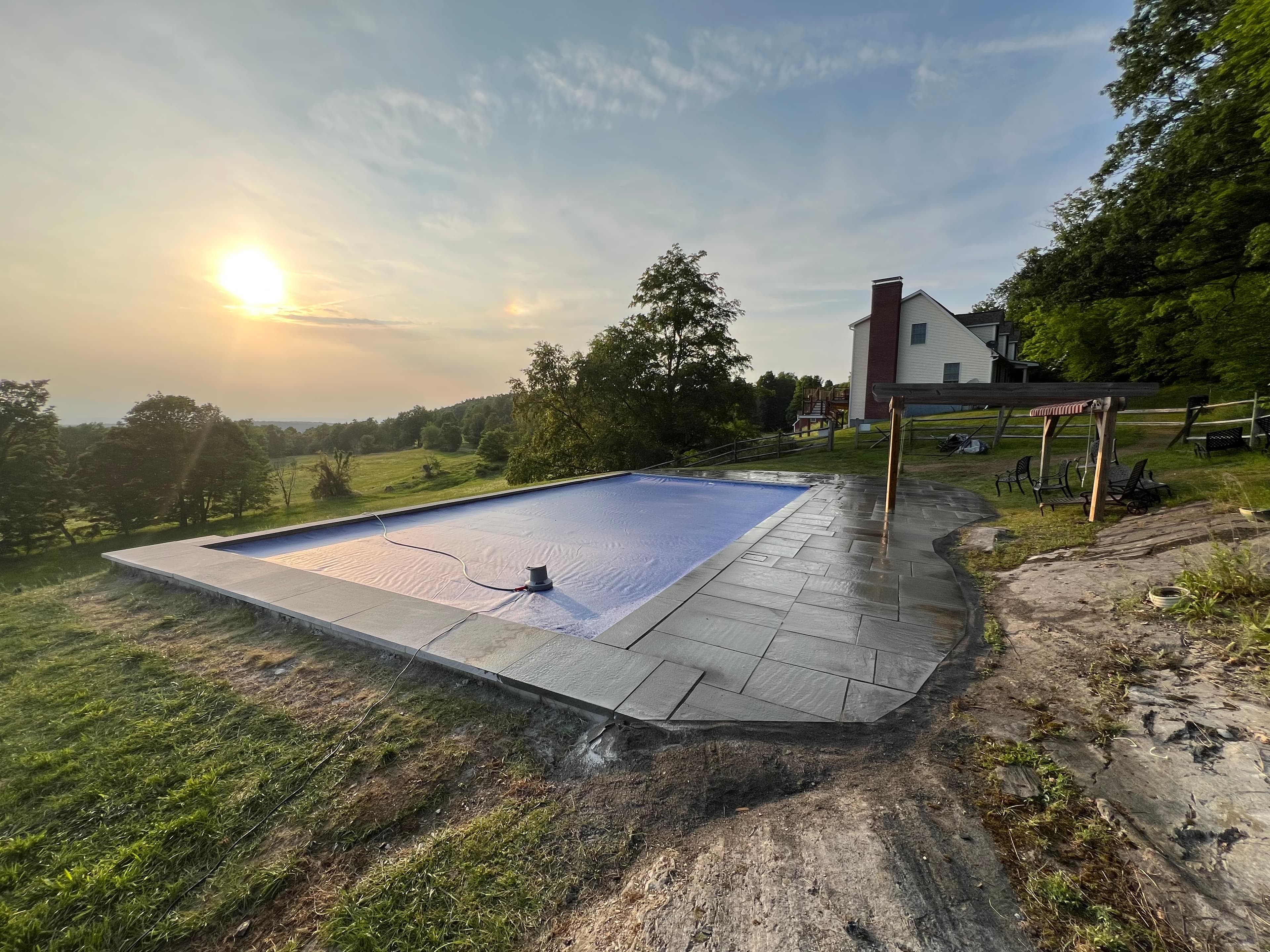 Pools & Poolscapes project photo