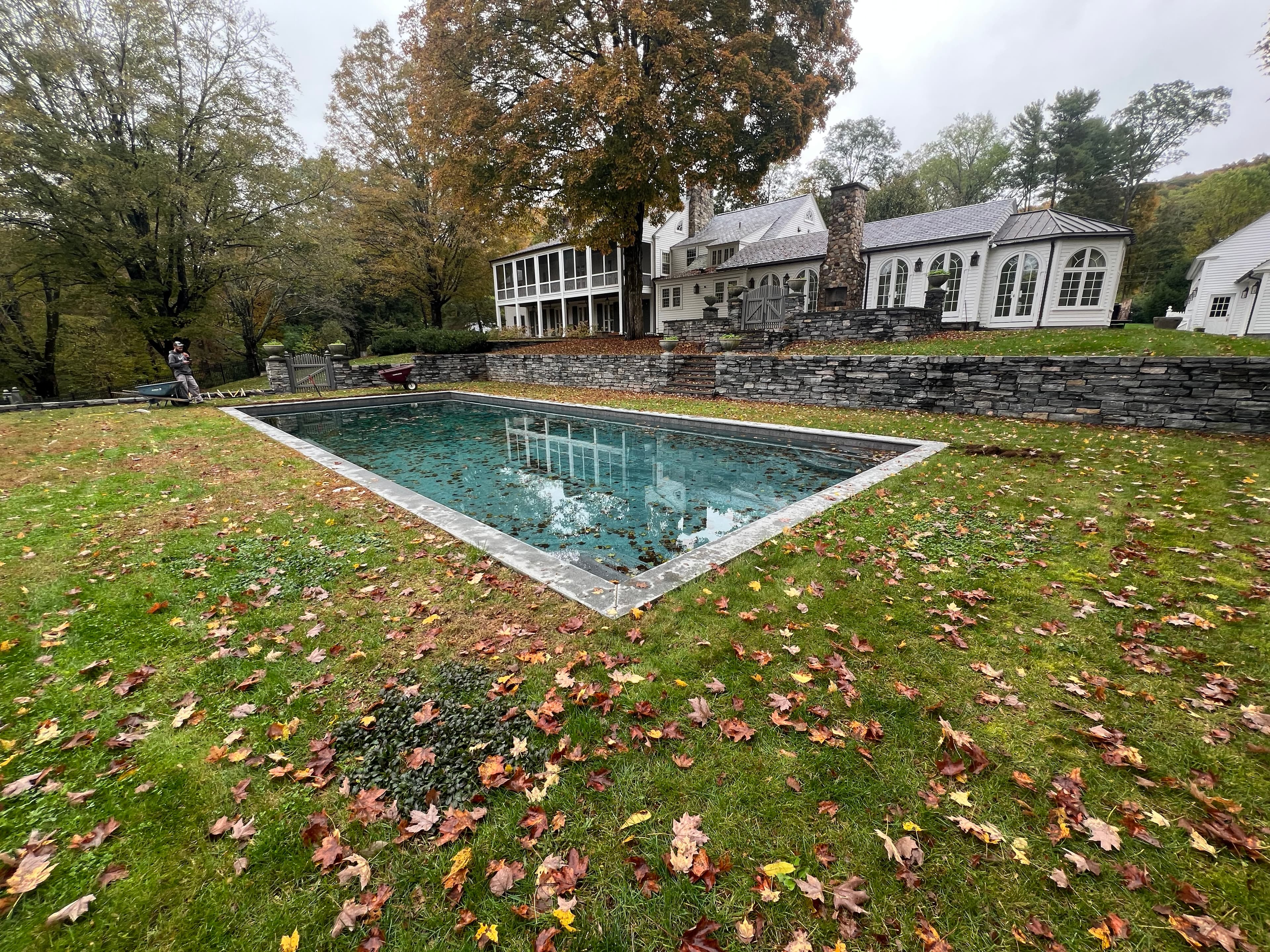 Pools & Poolscapes project photo