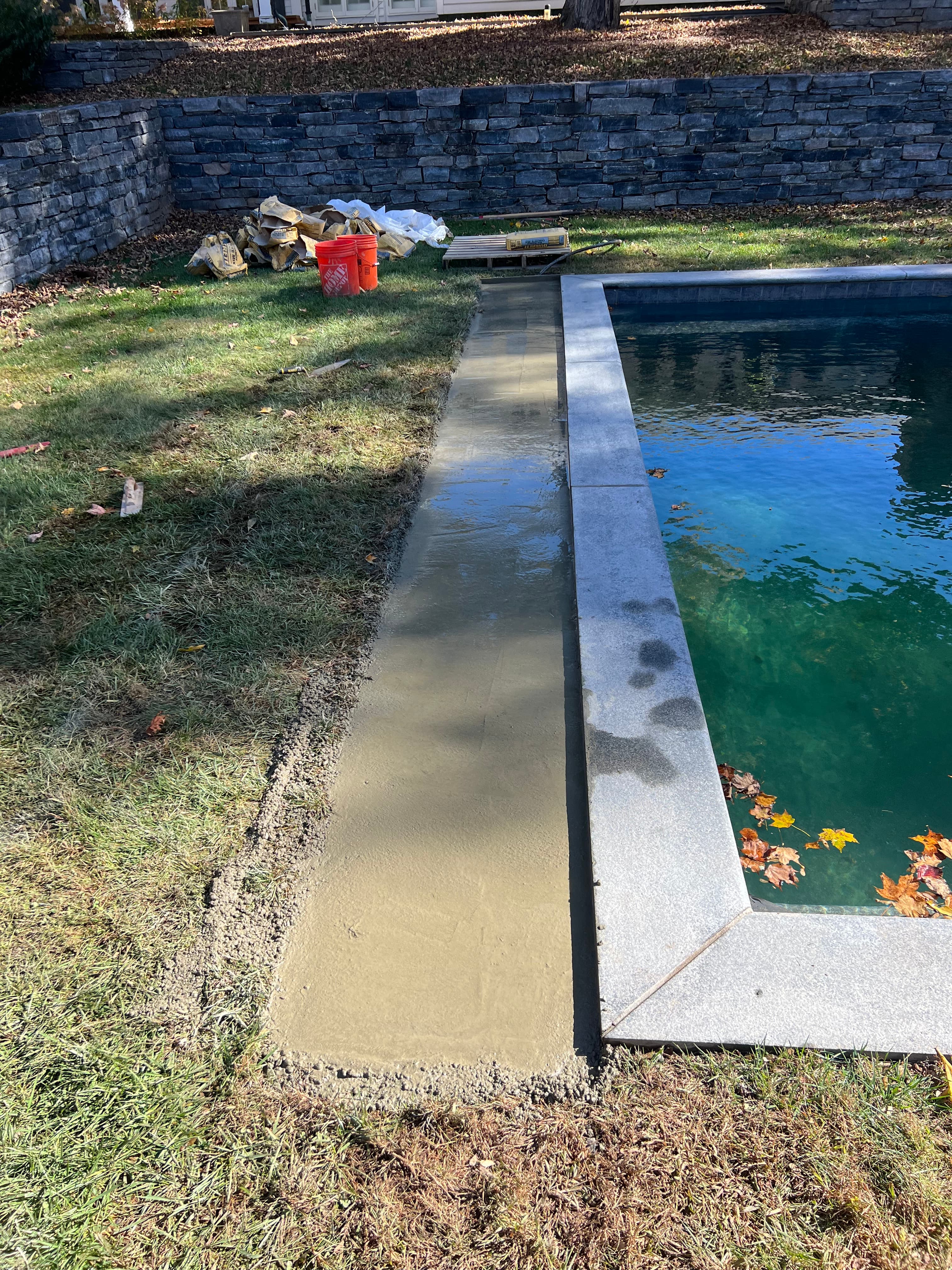 Pools & Poolscapes project photo